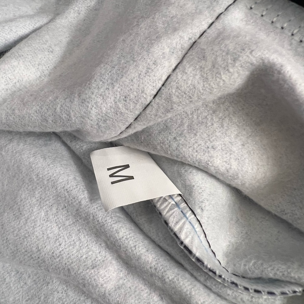 - Anime double sided sweatshirt hoodie - Picture 3 of 3